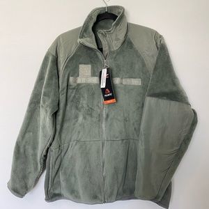 NWT Polartec U.S. Military Sage Green Fleece